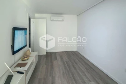 Apartamento T2 para Venda em Marvila, Ribeira Santarém, São Salvador, São Nicolau