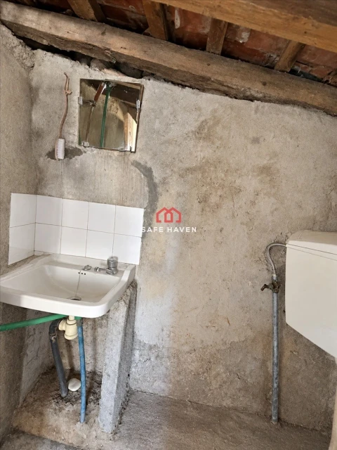 Moradia T2 para Venda em Freixiosa