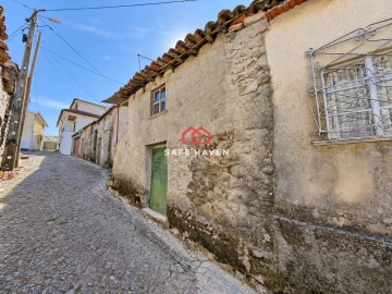 Moradia T2 para Venda em Freixiosa