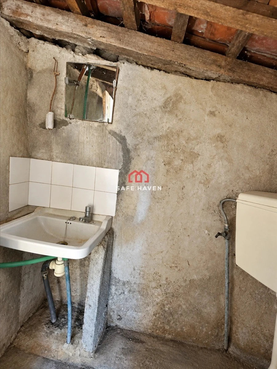 Moradia T2 para Venda em Freixiosa Foto 27