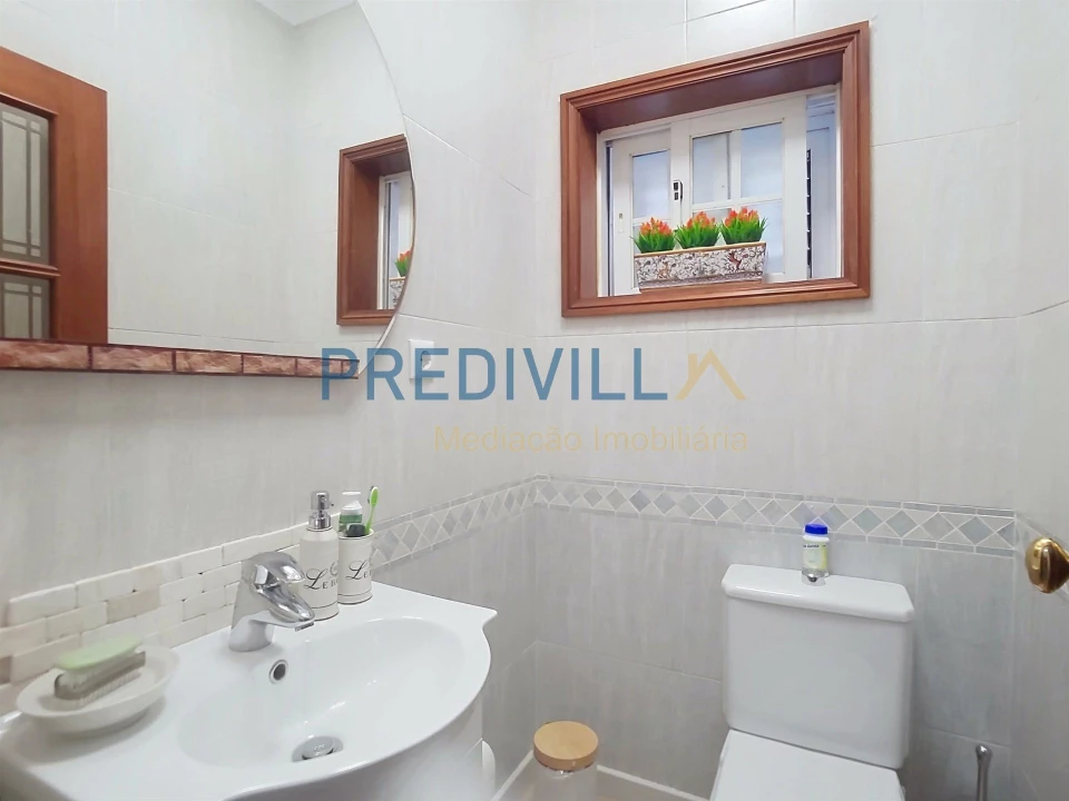 Moradia T2 para Venda em Cidade da Maia Foto 33