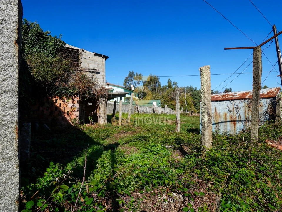 Moradia T5 para Venda em O. Azeméis, Riba-Ul, Ul, Macinhata Seixa, Madail Foto 7