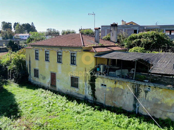 Moradia T5 para Venda em O. Azeméis, Riba-Ul, Ul, Macinhata Seixa, Madail Foto 5