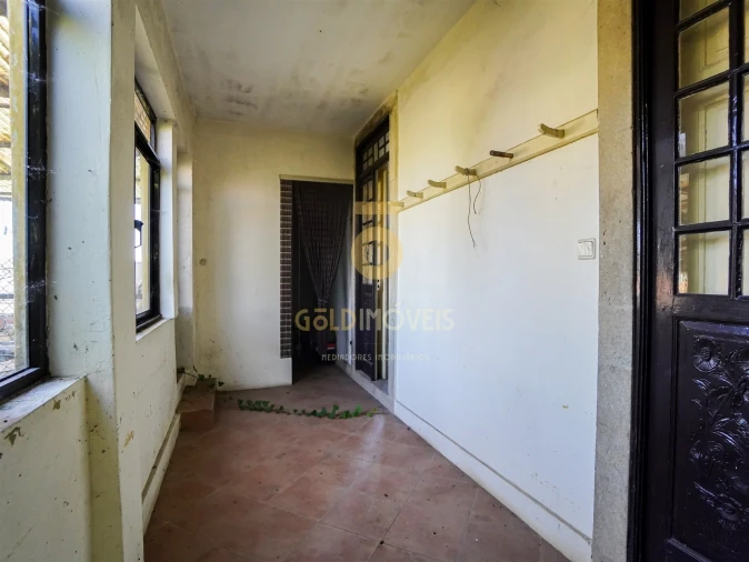 Moradia T5 para Venda em O. Azeméis, Riba-Ul, Ul, Macinhata Seixa, Madail Foto 4