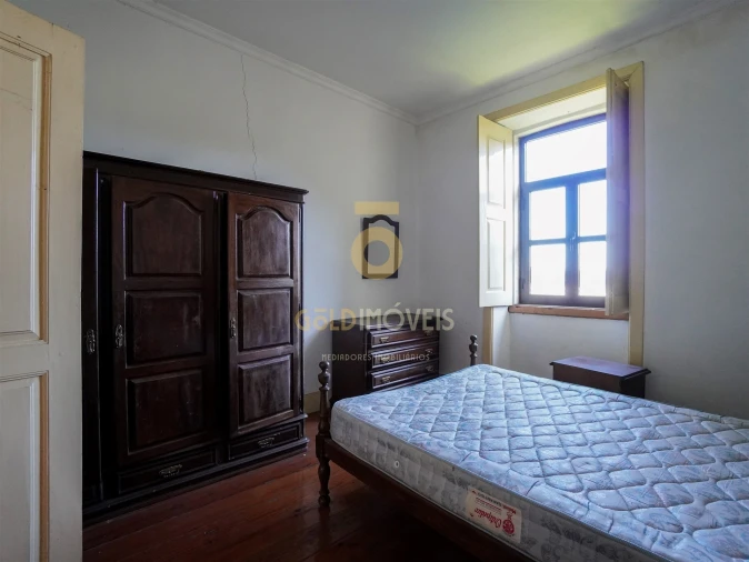 Moradia T5 para Venda em O. Azeméis, Riba-Ul, Ul, Macinhata Seixa, Madail Foto 16