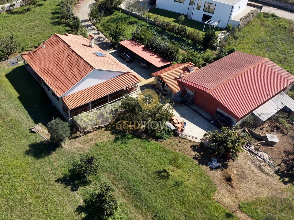 Moradia T4 para Venda em Albergaria-A-Velha e Valmaior Foto 90