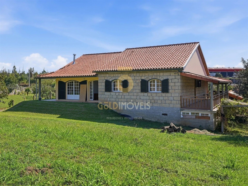 Moradia T4 para Venda em Albergaria-A-Velha e Valmaior Foto 38