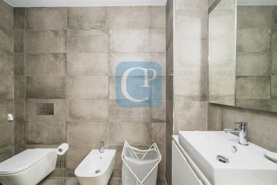 Apartamento T1 para Arrendamento em Paranhos