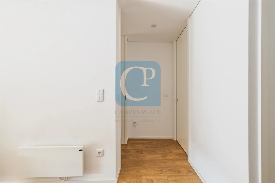 Apartamento T1 para Arrendamento em Paranhos Foto 9