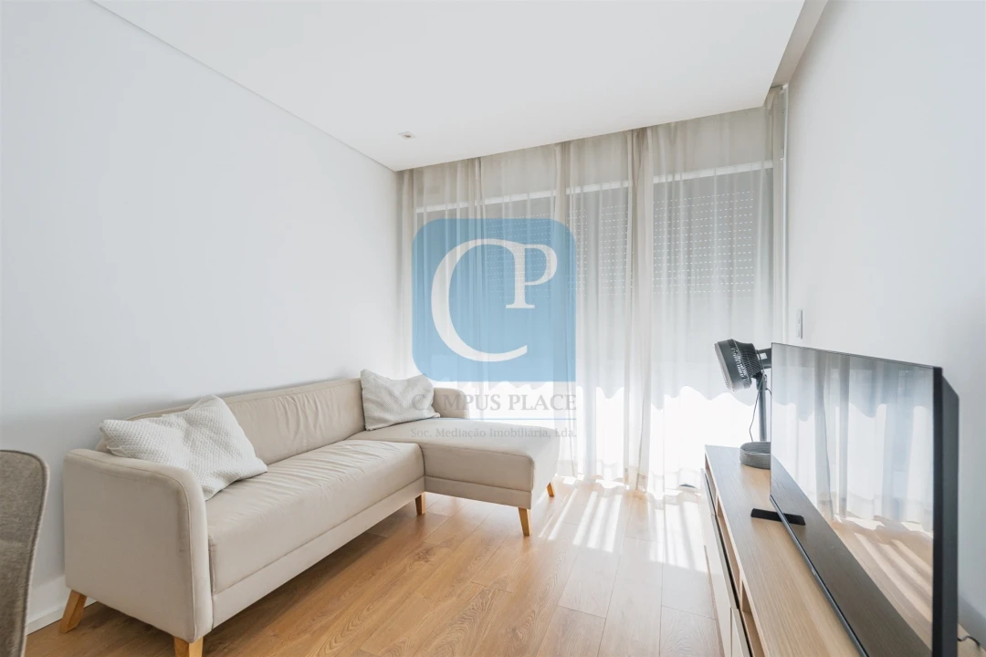 Apartamento T1 para Arrendamento em Paranhos Foto 16