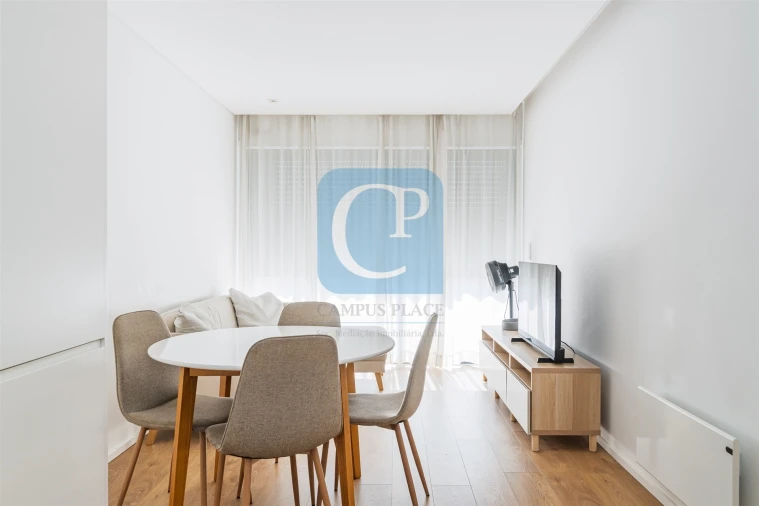 Apartamento T1 para Arrendamento em Paranhos Foto 14