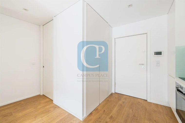 Apartamento T1 para Arrendamento em Paranhos Foto 10