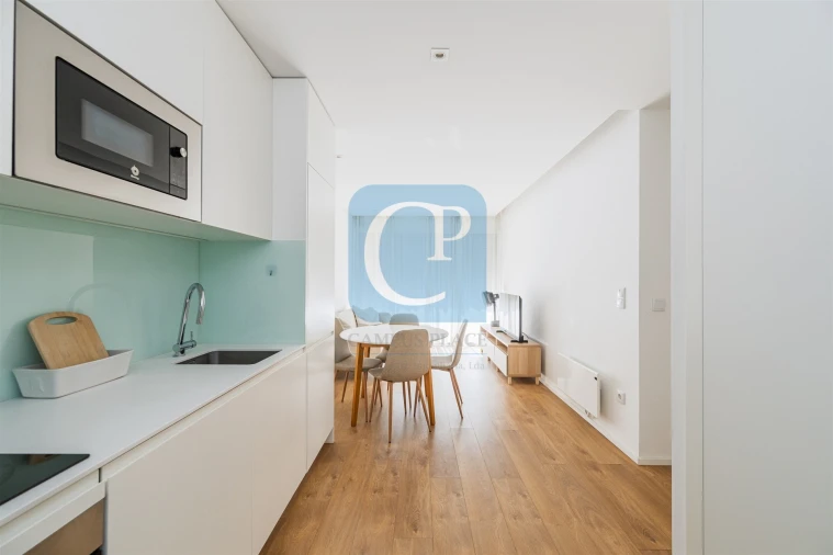 Apartamento T1 para Arrendamento em Paranhos Foto 15
