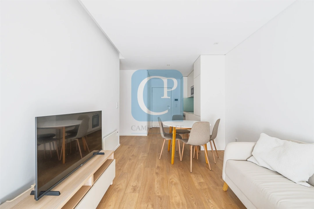 Apartamento T1 para Arrendamento em Paranhos Foto 17
