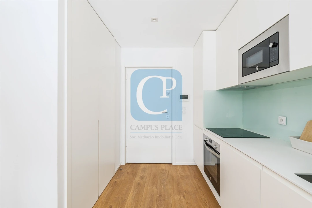 Apartamento T1 para Arrendamento em Paranhos Foto 11
