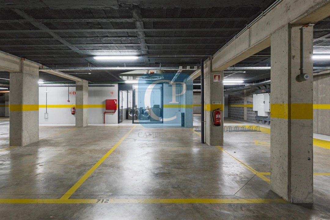 Apartamento T1 para Arrendamento em Paranhos Foto 19