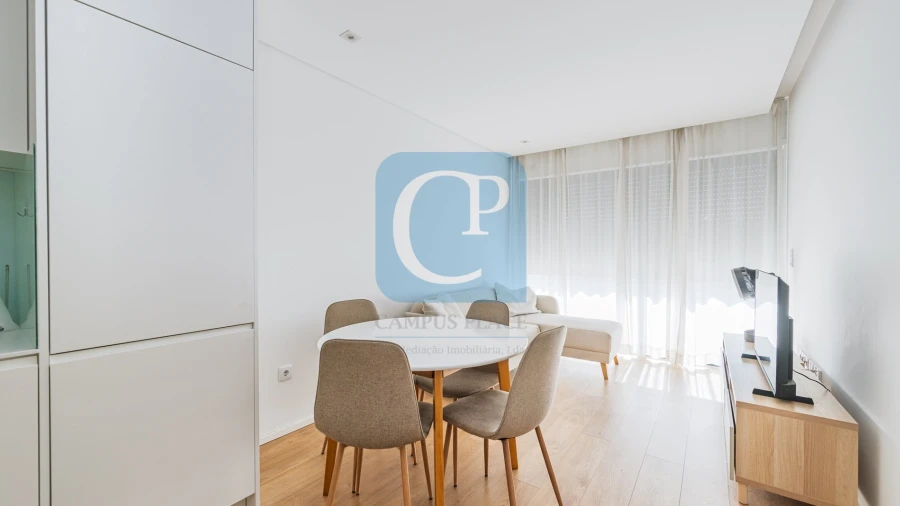 Apartamento T1 para Arrendamento em Paranhos