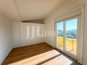 Moradia T2 para Venda em Oeiras e São Julião da Barra, Paço de Arcos e Caxias