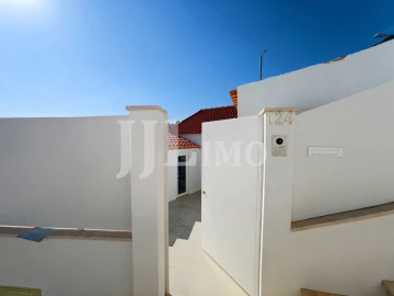 Moradia T2 para Venda em Oeiras e São Julião da Barra, Paço de Arcos e Caxias