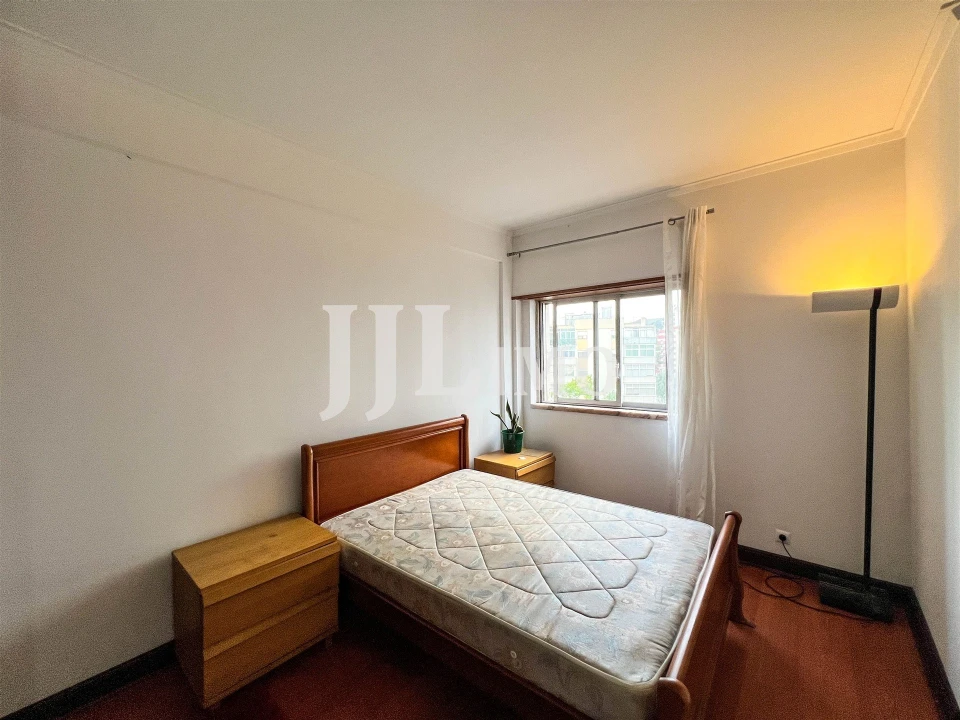 Apartamento T3 para Arrendamento em Carnaxide e Queijas Foto 20