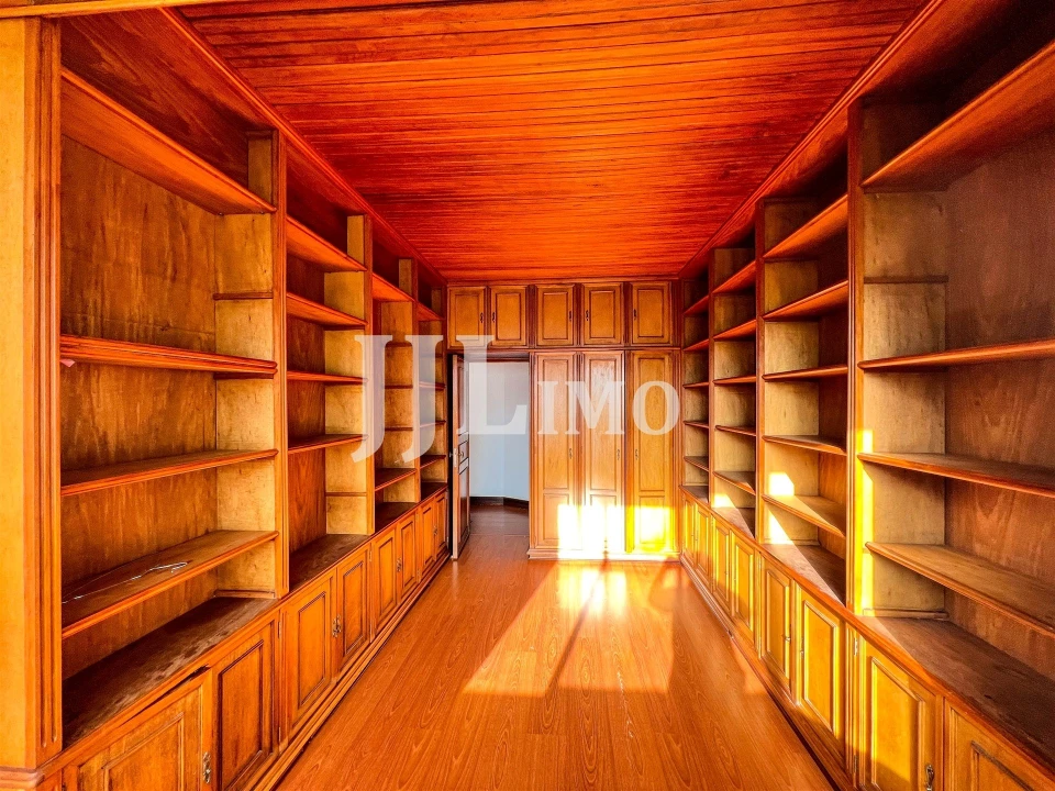 Apartamento T3 para Arrendamento em Carnaxide e Queijas Foto 9