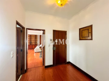 Apartamento T3 para Arrendamento em Carnaxide e Queijas