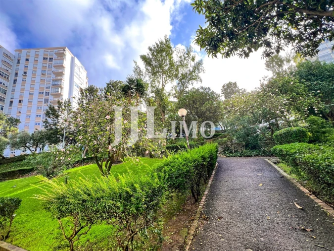 Apartamento T3 para Arrendamento em Carnaxide e Queijas Foto 27