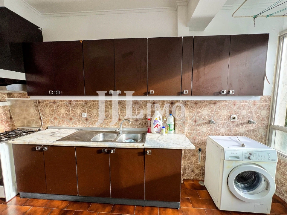 Apartamento T3 para Arrendamento em Carnaxide e Queijas Foto 23