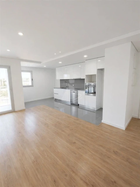 Apartamento T3 para Venda em São Vicente (Braga)
