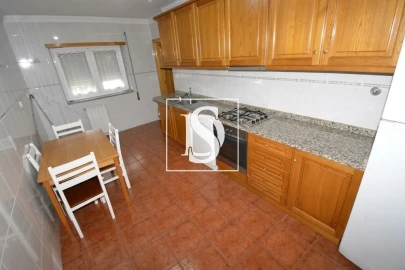 Apartamento T3 para Venda em Samil