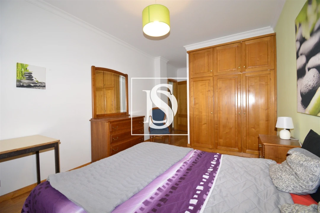 Apartamento T3 para Venda em Samil Foto 14