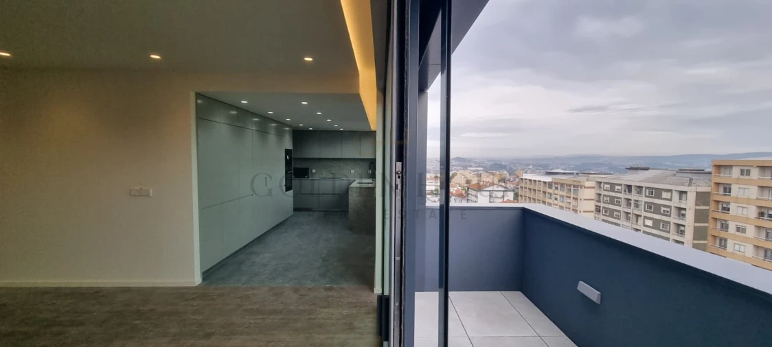Apartamento T3 para Venda em Mafamude e Vilar do Paraíso Foto 4