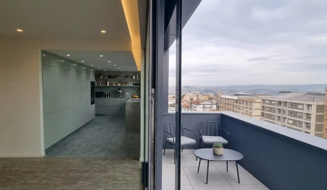 Apartamento T3 para Venda em Mafamude e Vilar do Paraíso Foto 1