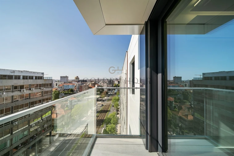 Apartamento T3 para Venda em Mafamude e Vilar do Paraíso Foto 23