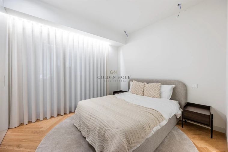 Apartamento T3 para Venda em Cedofeita, Santo Ildefonso, Sé, Miragaia, São Nicolau e Vitória Foto 4