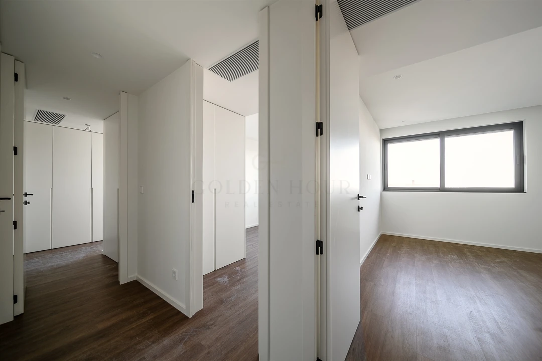 Apartamento T3 para Venda em Mafamude e Vilar do Paraíso Foto 6