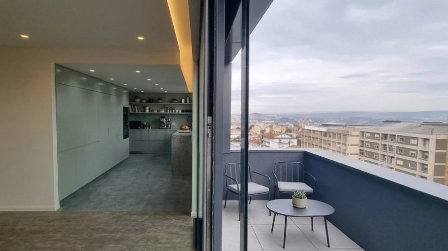 Apartamento T3 para Venda em Mafamude e Vilar do Paraíso