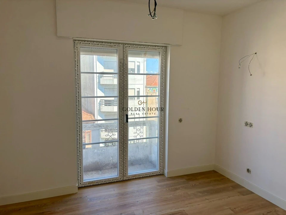 Apartamento T3 para Venda em Bonfim Foto 48