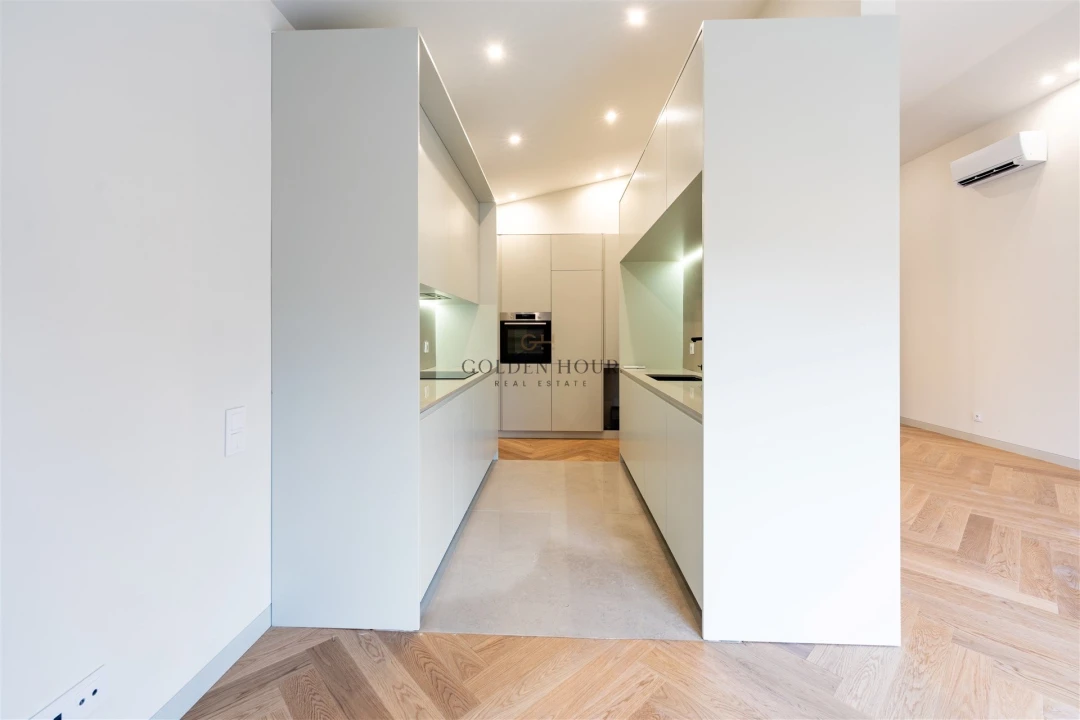 Apartamento T3 para Venda em Cedofeita, Santo Ildefonso, Sé, Miragaia, São Nicolau e Vitória Foto 23
