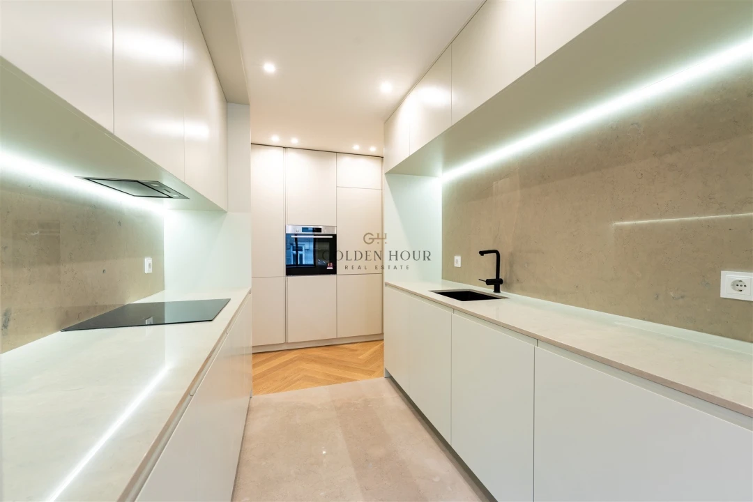 Apartamento T3 para Venda em Cedofeita, Santo Ildefonso, Sé, Miragaia, São Nicolau e Vitória Foto 85