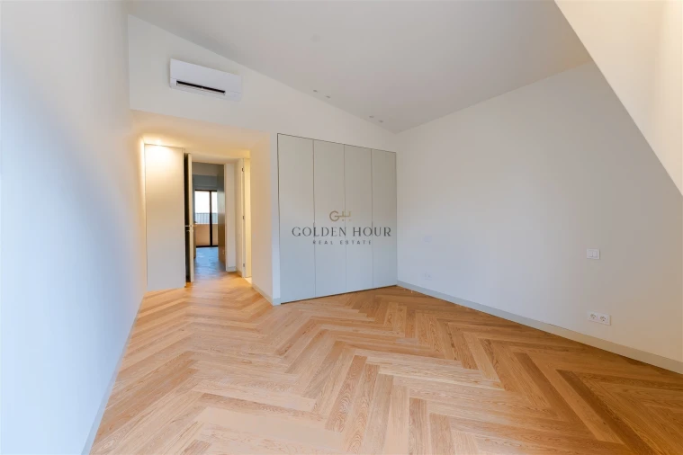 Apartamento T3 para Venda em Cedofeita, Santo Ildefonso, Sé, Miragaia, São Nicolau e Vitória Foto 5