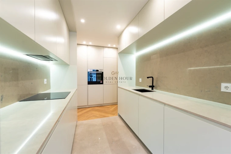 Apartamento T3 para Venda em Cedofeita, Santo Ildefonso, Sé, Miragaia, São Nicolau e Vitória Foto 85