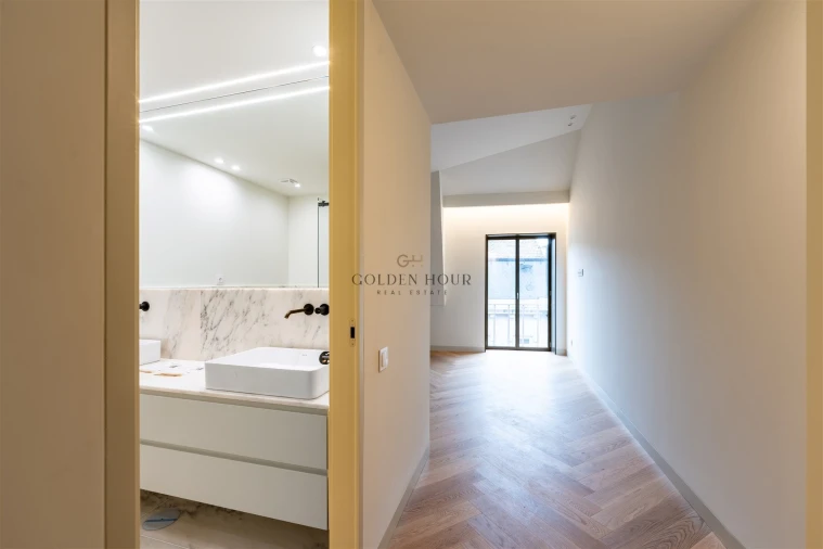 Apartamento T3 para Venda em Cedofeita, Santo Ildefonso, Sé, Miragaia, São Nicolau e Vitória Foto 13