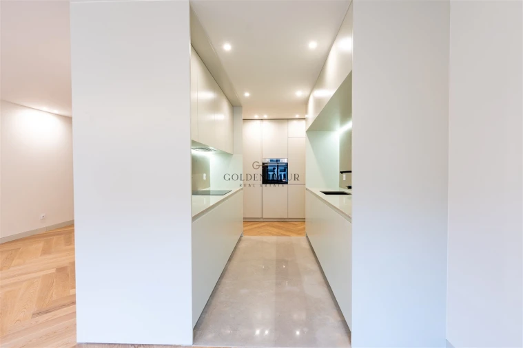 Apartamento T3 para Venda em Cedofeita, Santo Ildefonso, Sé, Miragaia, São Nicolau e Vitória Foto 84