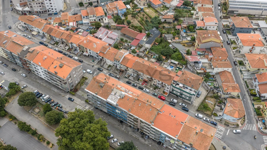 Apartamento T1 para Venda em Oliveira do Douro Foto 8