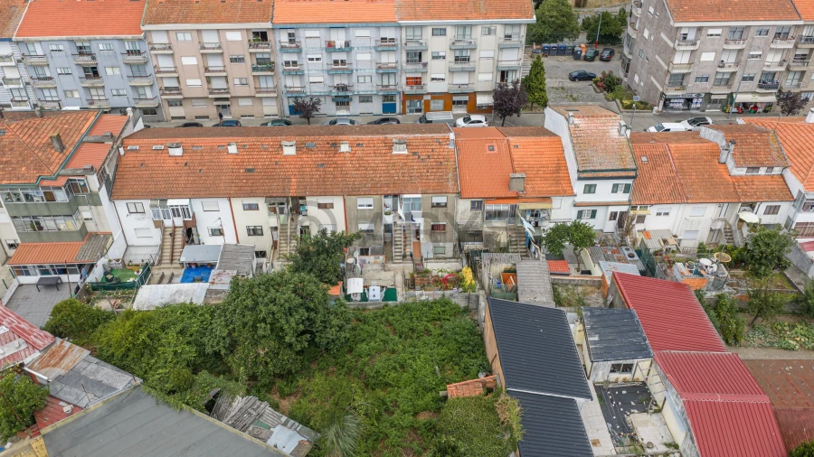 Apartamento T1 para Venda em Oliveira do Douro Foto 10