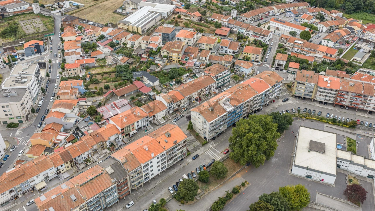 Apartamento T1 para Venda em Oliveira do Douro Foto 5