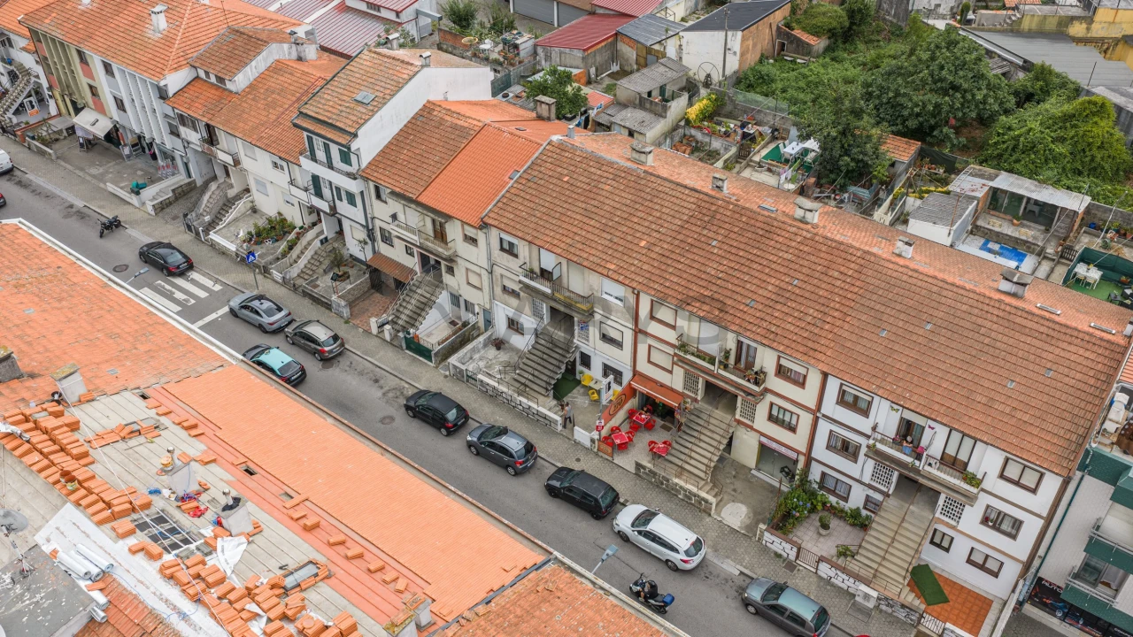 Apartamento T1 para Venda em Oliveira do Douro Foto 4