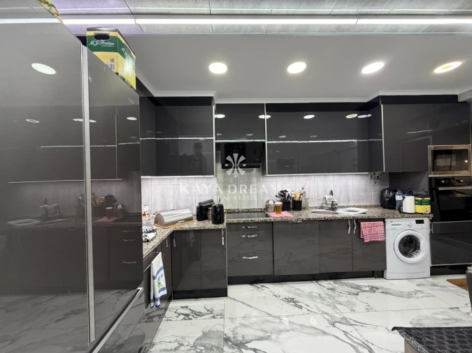 Apartamento T3 para Venda em Póvoa de Santo Adrião e Olival Basto Foto 2