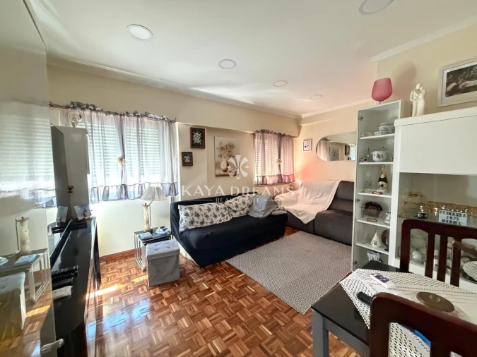 Apartamento T3 para Venda em Póvoa de Santo Adrião e Olival Basto Foto 12